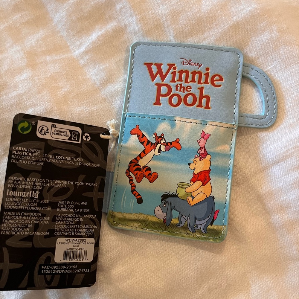 Disney Winnie the Pooh Blue and Tan Card Holder